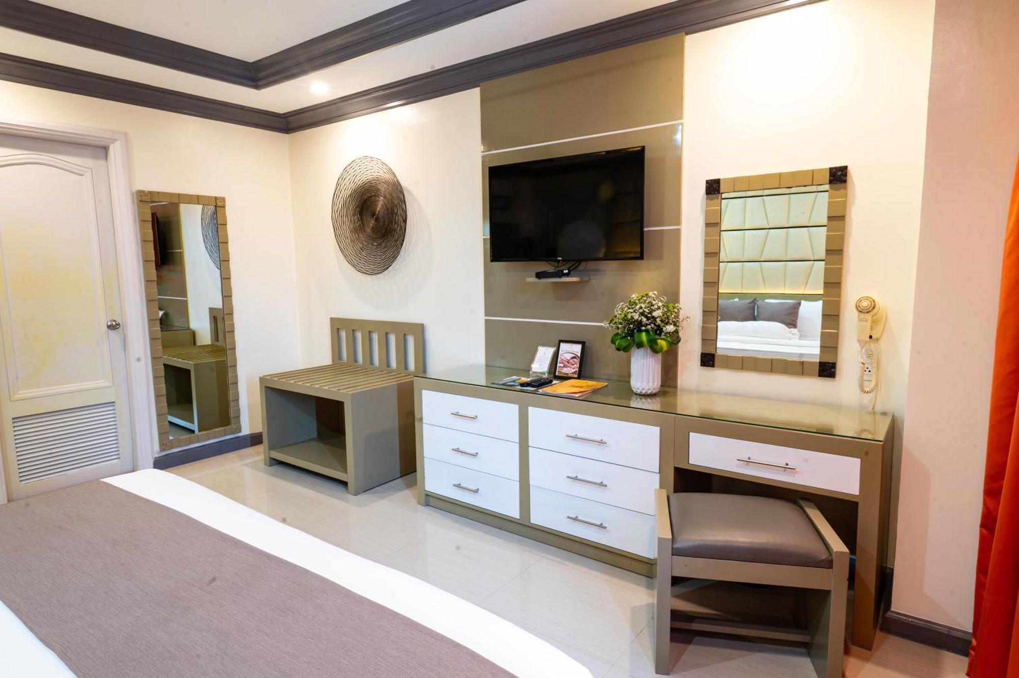 The Apo View Hotel