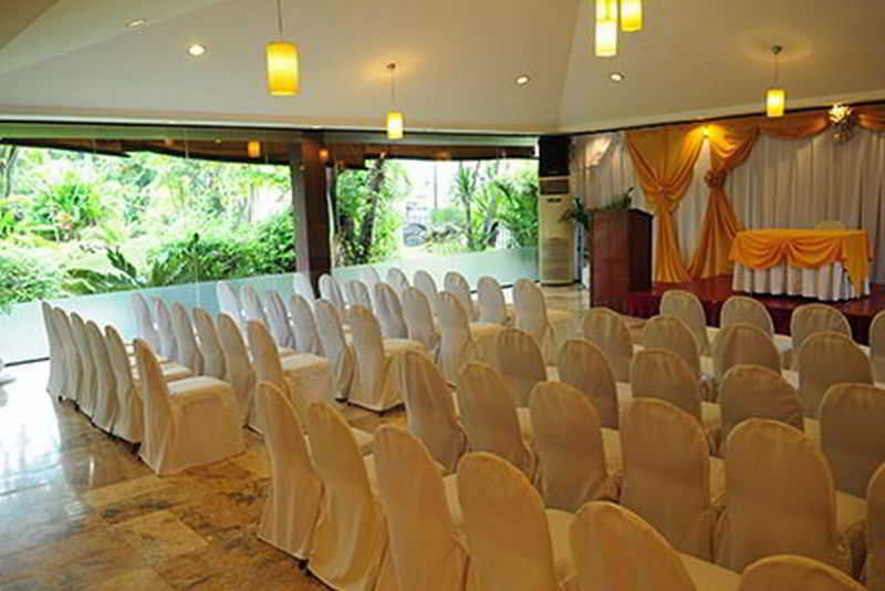 Hotel The Apo View Davao